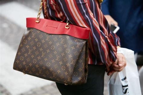 is louis vuitton cheaper in taiwan|louis vuitton cheapest country.